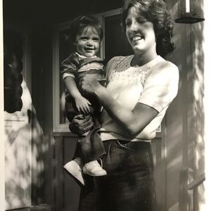 Meet your Posher, Debbie